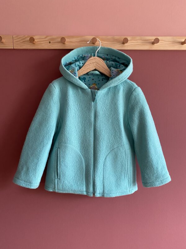 Jacke Jess Variante 1 Vorderansicht Jacke Jess Variante 1 Vorderansicht